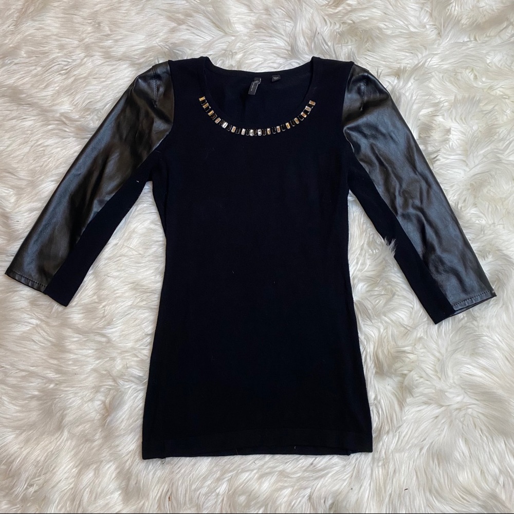 Women’s Guess Sweater size Small